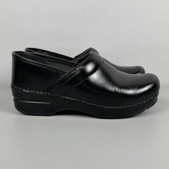 Dansko Professional Black Cabrio Clogs Shoes Womens 39 US 9 Leather Slip On - Picture 1 of 9
